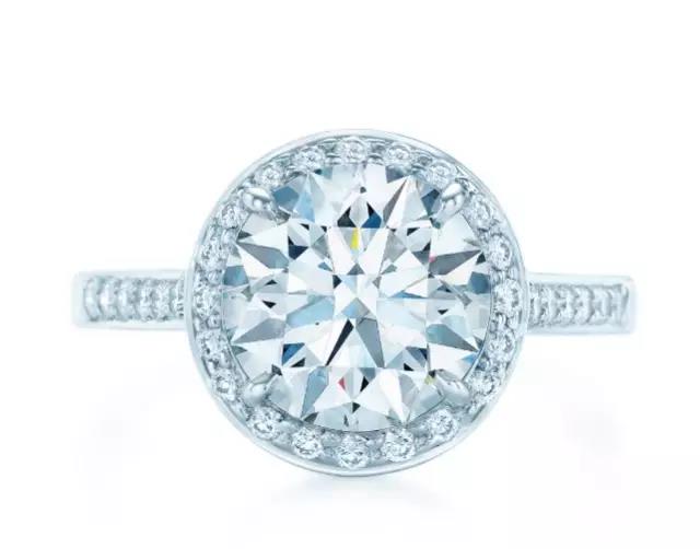 蒂芙尼钻戒美，让女人追捧的经典款大汇集！