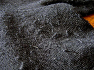 毛衣起球怎么办 生活小妙招教你旧毛衣翻新大改造