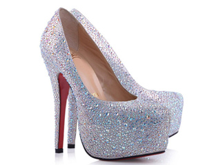 高跟鞋都有几厘米高的 高跟鞋的这些事您不会还不知晓吧