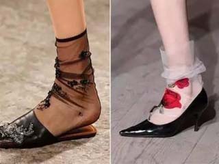 玻璃丝袜好穿吗 如丝般顺滑唤起童年记忆夏日必购单品