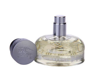 博柏利香水 好闻不刺鼻的香水让你迷倒旁人