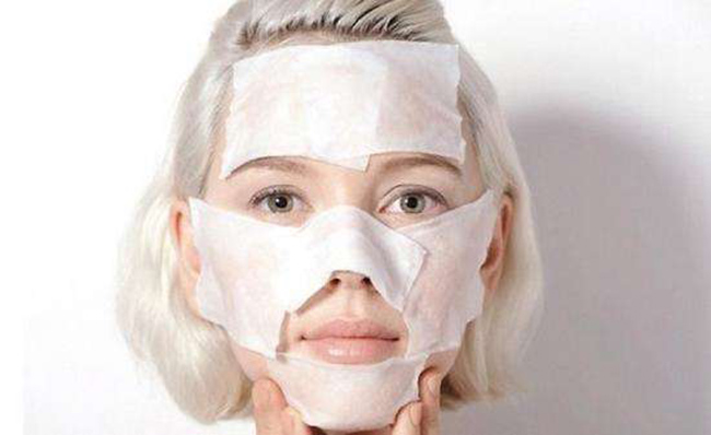 冬天脸部皮肤干燥粗糙怎么办 补水锁水远离一切皮肤问题