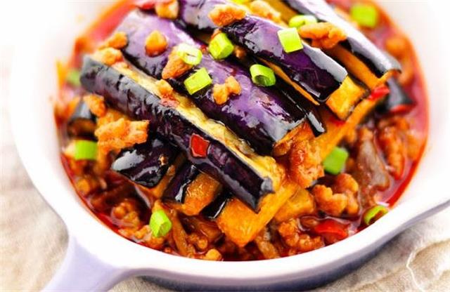 鱼香茄子做法多多，喜欢吃变着法做！