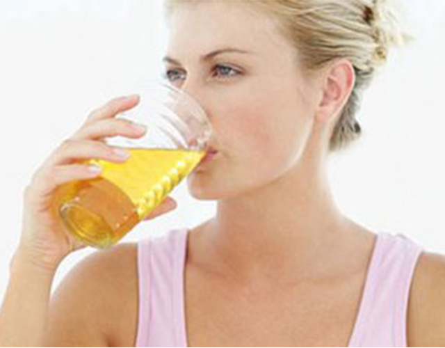 养生保健课堂开讲啦：经常喝蜂蜜水有什么好处？