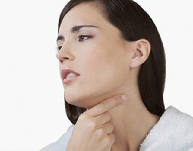 小疾病早治疗知识讲座：喉咙痛怎么办？