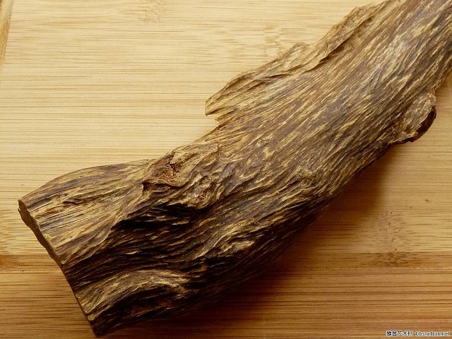 沉香乃是香料也？功效大大的药才也！